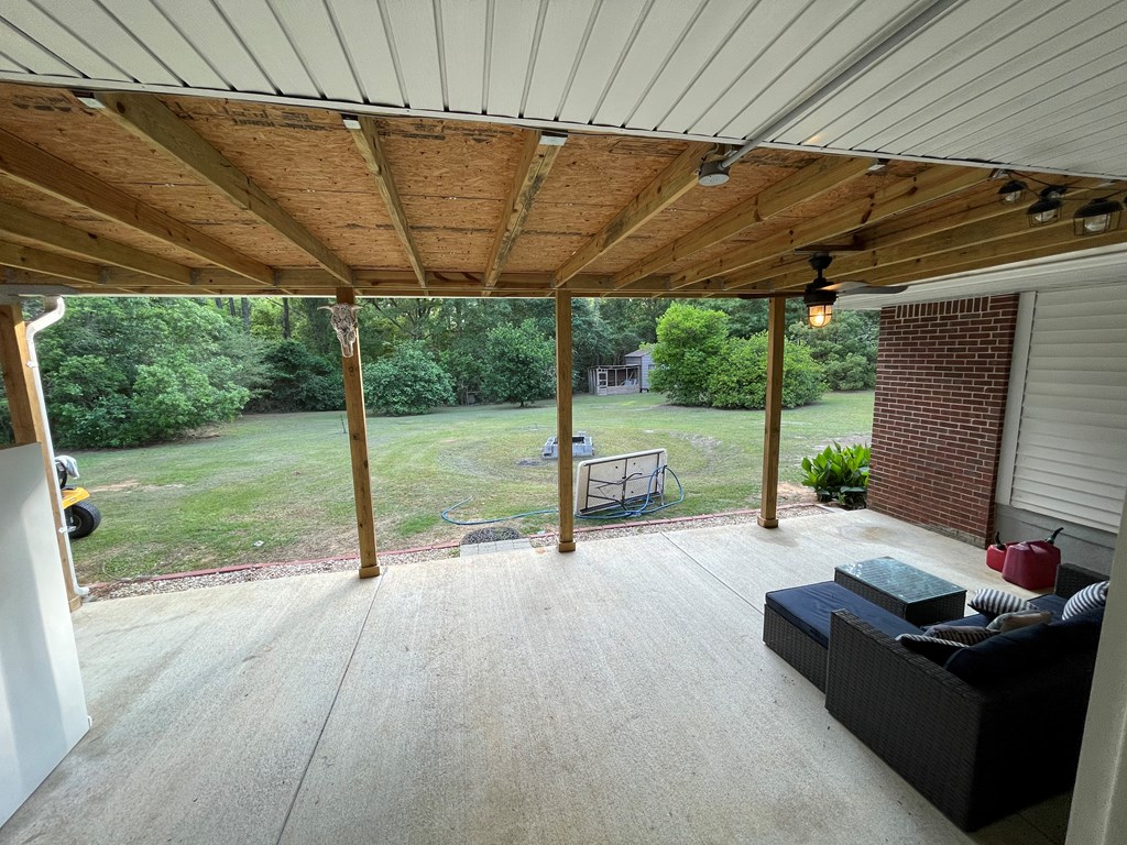 Covered back patio/porch